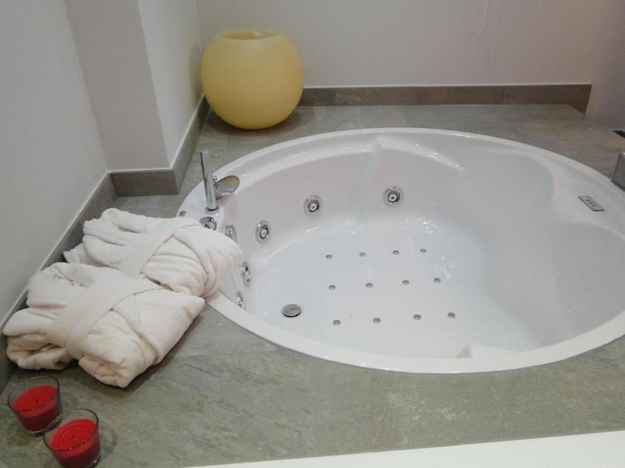 Los Puentes Casa Con Jacuzzi Para 2 Ольмос-де-Пеньяфьель Экстерьер фото